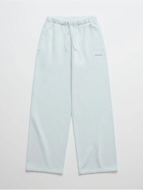 Madhappy Classics Straight Leg Fleece Sweatpant - Color: Mist